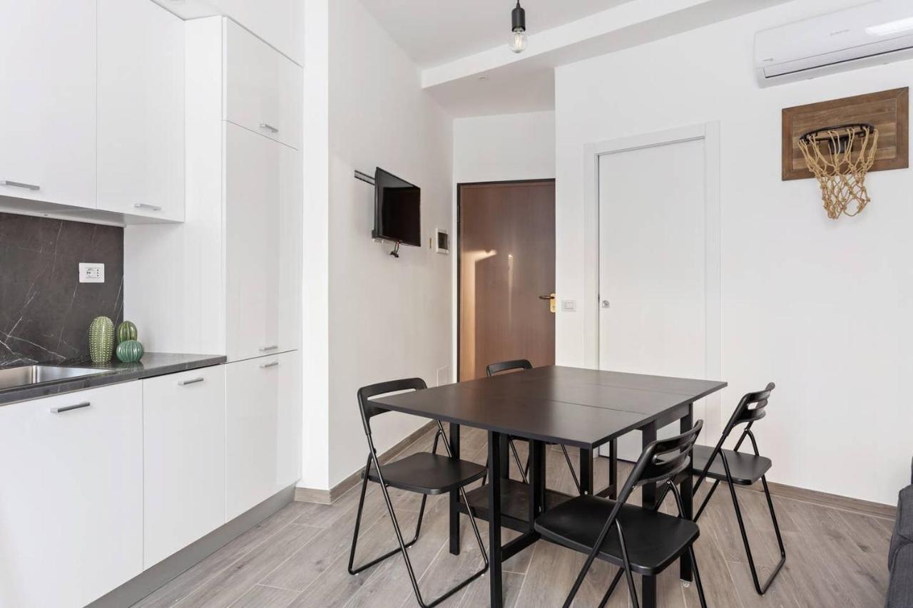 Modern And New Flat In Duomo Area Apartamento *